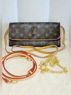100% Authentic Louis Vuitton Pochette Twin GM